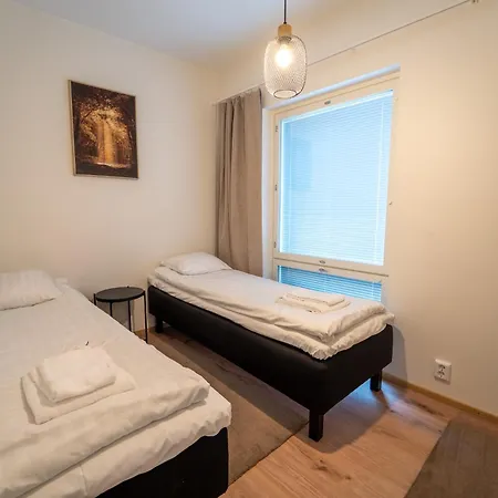 Snowflake Xii Family アパート